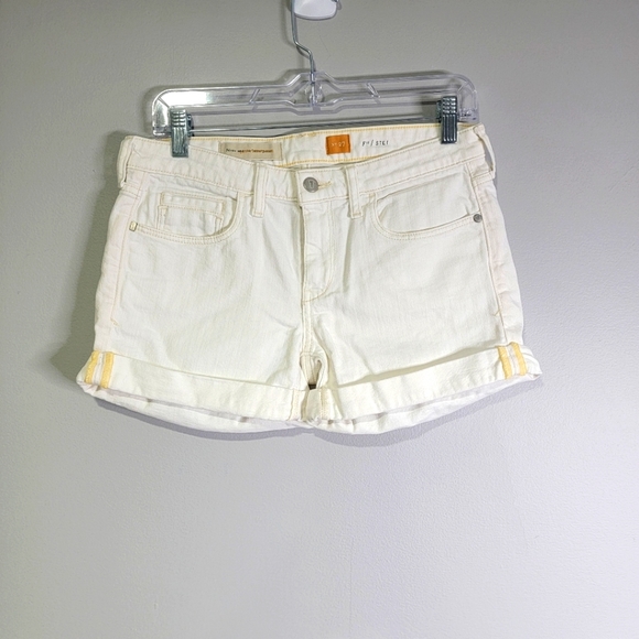 Pilcro And The Letterpress Shorts Stet Fit Ivory Denim Cuffed Womens‎ 27 - Picture 1 of 9